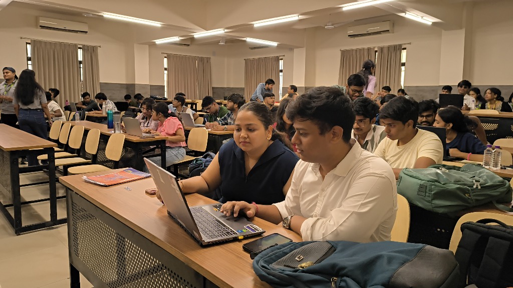 Rachitva – Design & Pitch Competition moment 3